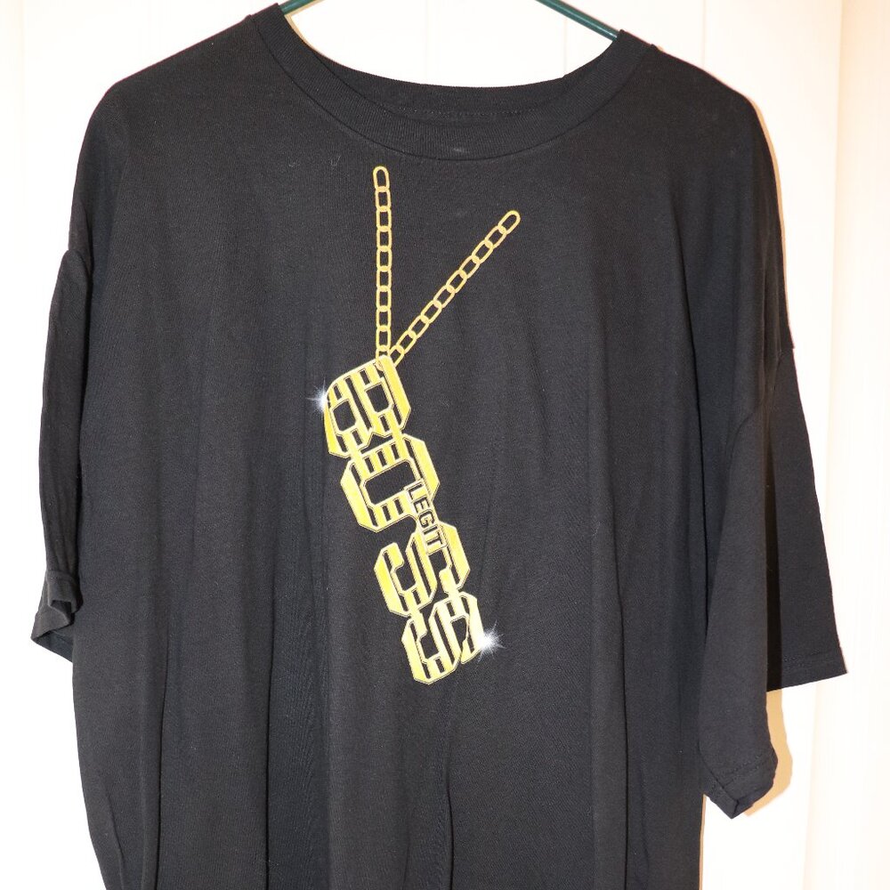 *NEW* WWE Sasha Banks Boss Chain T-Shirt